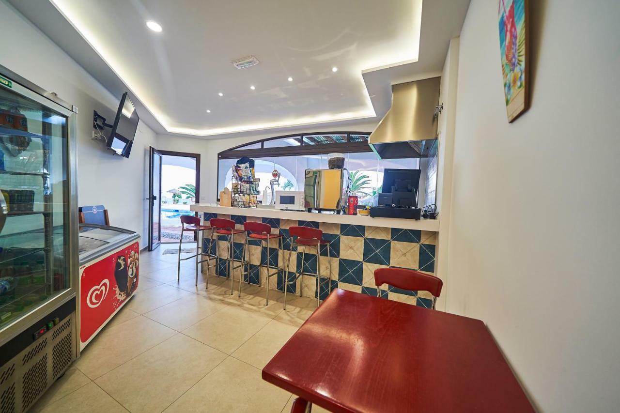 Hotel Bajamar Ancladero Playa Nerja Exteriér fotografie
